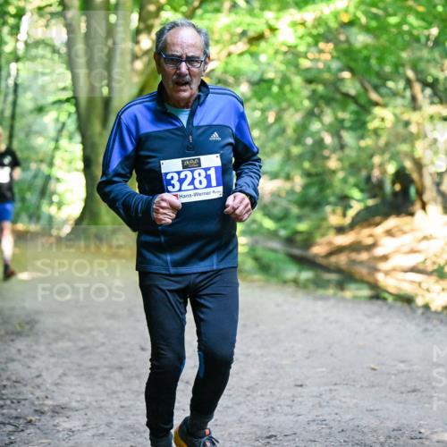 28.09.2025 - 33. Volkslauf durch das schöne Alstertal Dr. Thomas Lammeyer http://msf.ph/oto/8959542 28.09.2025 10:54:41 Laufen 3281, 132 meine-sportfotos.de