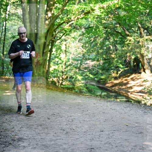 28.09.2025 - 33. Volkslauf durch das schöne Alstertal Dr. Thomas Lammeyer http://msf.ph/oto/8959549 28.09.2025 10:54:44 Laufen 3284 meine-sportfotos.de