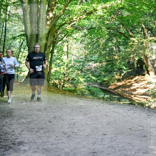 28.09.2025 - 33. Volkslauf durch das schöne Alstertal Dr. Thomas Lammeyer http://msf.ph/oto/8959611 28.09.2025 10:54:54 Laufen 3267, 3268 meine-sportfotos.de