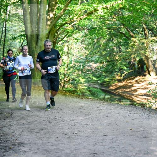 28.09.2025 - 33. Volkslauf durch das schöne Alstertal Dr. Thomas Lammeyer http://msf.ph/oto/8959612 28.09.2025 10:54:55 Laufen 3153, 3267, 3268 meine-sportfotos.de