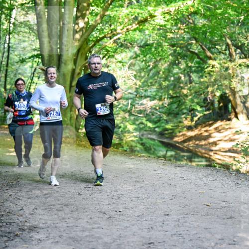 28.09.2025 - 33. Volkslauf durch das schöne Alstertal Dr. Thomas Lammeyer http://msf.ph/oto/8959616 28.09.2025 10:54:56 Laufen 3153, 3267, 3268 meine-sportfotos.de