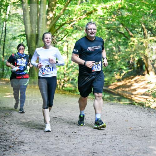 28.09.2025 - 33. Volkslauf durch das schöne Alstertal Dr. Thomas Lammeyer http://msf.ph/oto/8959622 28.09.2025 10:54:57 Laufen 3153, 3267, 3268 meine-sportfotos.de