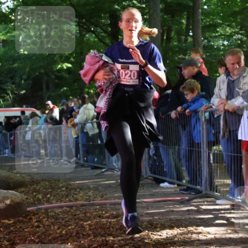 28.09.2025 - 33. Volkslauf durch das schöne Alstertal Strokosch-Dieckow http://msf.ph/oto/8959658 28.09.2025 10:46:30 Ziel 5020 meine-sportfotos.de