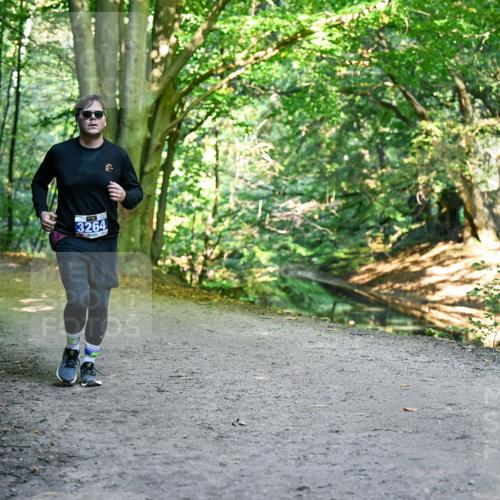 28.09.2025 - 33. Volkslauf durch das schöne Alstertal Dr. Thomas Lammeyer http://msf.ph/oto/8959682 28.09.2025 10:55:22 Laufen 3264 meine-sportfotos.de