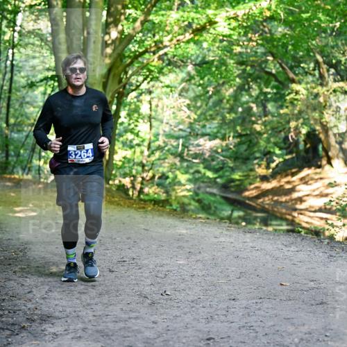 28.09.2025 - 33. Volkslauf durch das schöne Alstertal Dr. Thomas Lammeyer http://msf.ph/oto/8959686 28.09.2025 10:55:23 Laufen 3264 meine-sportfotos.de