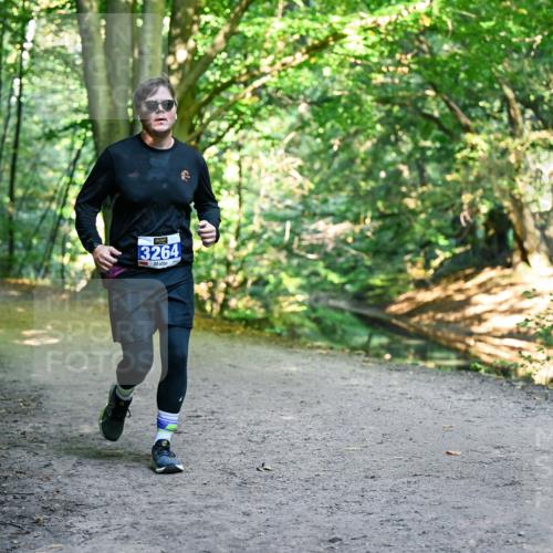 28.09.2025 - 33. Volkslauf durch das schöne Alstertal Dr. Thomas Lammeyer http://msf.ph/oto/8959689 28.09.2025 10:55:23 Laufen 3264 meine-sportfotos.de