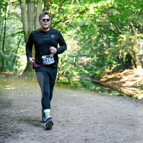 28.09.2025 - 33. Volkslauf durch das schöne Alstertal Dr. Thomas Lammeyer http://msf.ph/oto/8959691 28.09.2025 10:55:23 Laufen 3264 meine-sportfotos.de