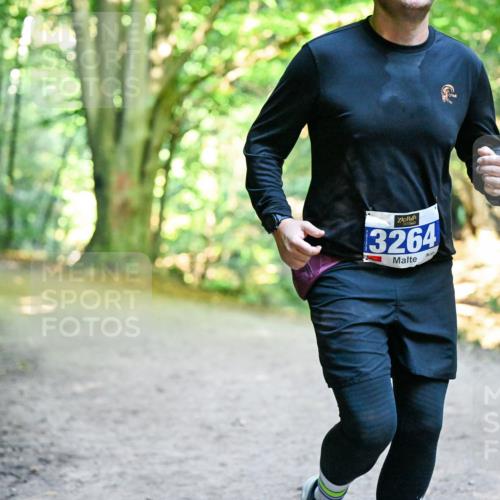 28.09.2025 - 33. Volkslauf durch das schöne Alstertal Dr. Thomas Lammeyer http://msf.ph/oto/8959703 28.09.2025 10:55:25 Laufen 3264 meine-sportfotos.de