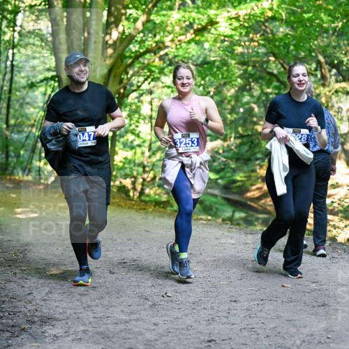 28.09.2025 - 33. Volkslauf durch das schöne Alstertal Dr. Thomas Lammeyer http://msf.ph/oto/8959758 28.09.2025 10:55:43 Laufen 047, 3253, 28 meine-sportfotos.de