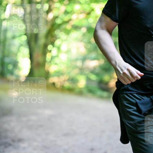 28.09.2025 - 33. Volkslauf durch das schöne Alstertal Dr. Thomas Lammeyer http://msf.ph/oto/8959871 28.09.2025 10:56:34 Laufen 3040 meine-sportfotos.de