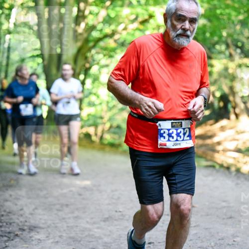 28.09.2025 - 33. Volkslauf durch das schöne Alstertal Dr. Thomas Lammeyer http://msf.ph/oto/8959910 28.09.2025 10:56:57 Laufen 8, 3332 meine-sportfotos.de