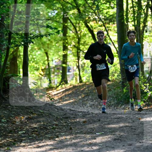 28.09.2025 - 33. Volkslauf durch das schöne Alstertal Dr. Thomas Lammeyer http://msf.ph/oto/8960005 28.09.2025 10:58:34 Laufen 3368, 3416 meine-sportfotos.de