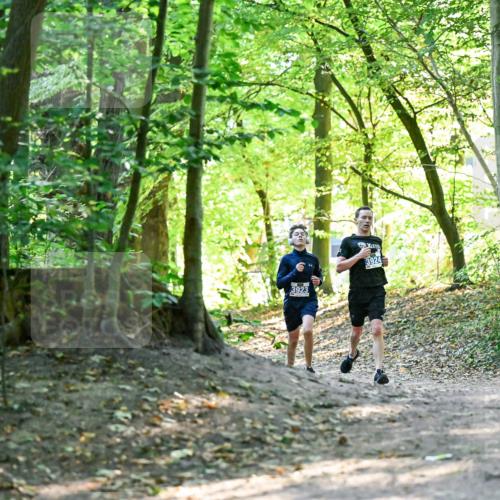 28.09.2025 - 33. Volkslauf durch das schöne Alstertal Dr. Thomas Lammeyer http://msf.ph/oto/8960086 28.09.2025 10:59:25 Laufen 3923, 3924 meine-sportfotos.de