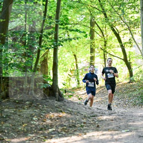 28.09.2025 - 33. Volkslauf durch das schöne Alstertal Dr. Thomas Lammeyer http://msf.ph/oto/8960089 28.09.2025 10:59:25 Laufen 3923, 3924 meine-sportfotos.de