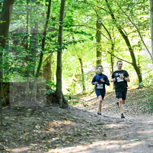 28.09.2025 - 33. Volkslauf durch das schöne Alstertal Dr. Thomas Lammeyer http://msf.ph/oto/8960090 28.09.2025 10:59:25 Laufen 3923, 3924 meine-sportfotos.de