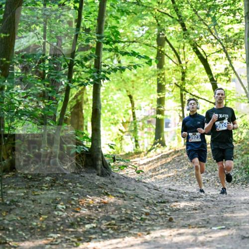 28.09.2025 - 33. Volkslauf durch das schöne Alstertal Dr. Thomas Lammeyer http://msf.ph/oto/8960097 28.09.2025 10:59:26 Laufen 3923, 3924 meine-sportfotos.de