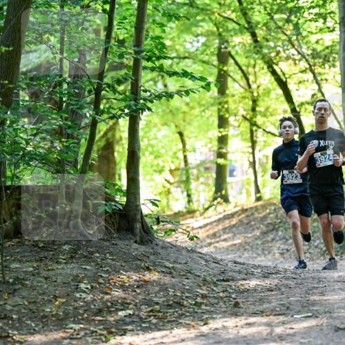 28.09.2025 - 33. Volkslauf durch das schöne Alstertal Dr. Thomas Lammeyer http://msf.ph/oto/8960103 28.09.2025 10:59:27 Laufen 3923, 3924 meine-sportfotos.de