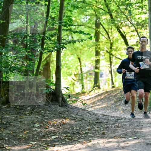 28.09.2025 - 33. Volkslauf durch das schöne Alstertal Dr. Thomas Lammeyer http://msf.ph/oto/8960107 28.09.2025 10:59:27 Laufen 3923, 3924 meine-sportfotos.de