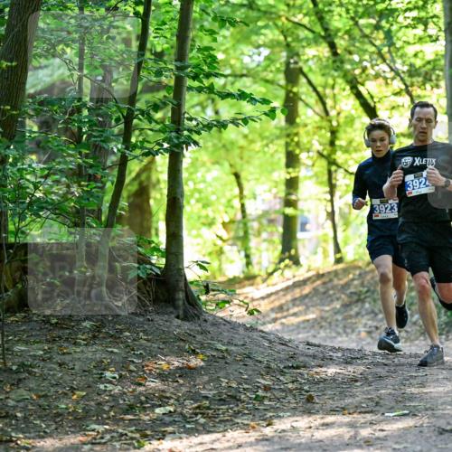 28.09.2025 - 33. Volkslauf durch das schöne Alstertal Dr. Thomas Lammeyer http://msf.ph/oto/8960109 28.09.2025 10:59:27 Laufen 3924, 3923 meine-sportfotos.de