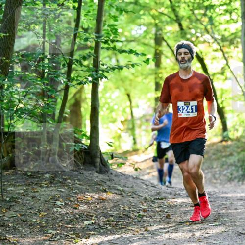 28.09.2025 - 33. Volkslauf durch das schöne Alstertal Dr. Thomas Lammeyer http://msf.ph/oto/8960130 28.09.2025 10:59:46 Laufen 3241 meine-sportfotos.de