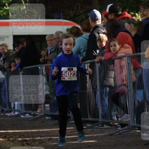 28.09.2025 - 33. Volkslauf durch das schöne Alstertal Strokosch-Dieckow http://msf.ph/oto/8960282 28.09.2025 10:48:24 Ziel 5023 meine-sportfotos.de