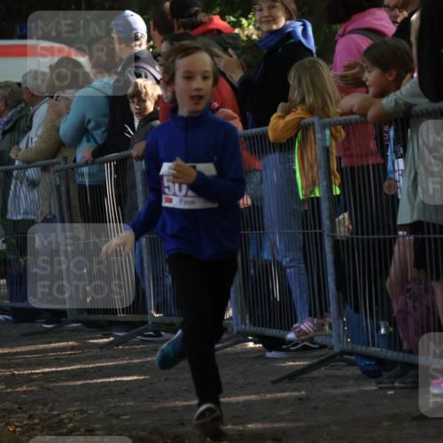 28.09.2025 - 33. Volkslauf durch das schöne Alstertal Strokosch-Dieckow http://msf.ph/oto/8960286 28.09.2025 10:48:25 Ziel 5023 meine-sportfotos.de