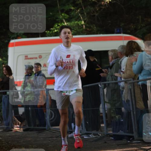 28.09.2025 - 33. Volkslauf durch das schöne Alstertal Strokosch-Dieckow http://msf.ph/oto/8960464 28.09.2025 10:49:26 Ziel 4175, 4922 meine-sportfotos.de