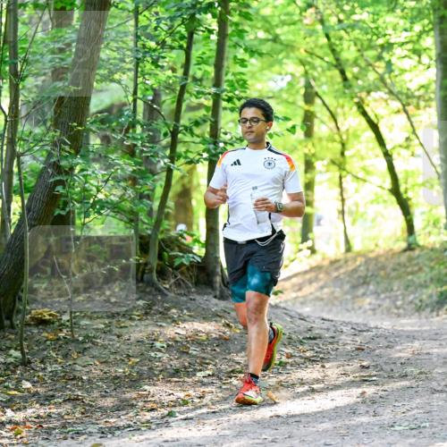 28.09.2025 - 33. Volkslauf durch das schöne Alstertal Dr. Thomas Lammeyer http://msf.ph/oto/8960484 28.09.2025 11:02:52 Laufen  meine-sportfotos.de