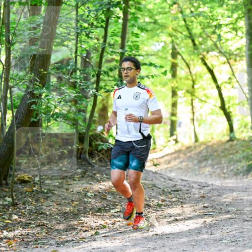 28.09.2025 - 33. Volkslauf durch das schöne Alstertal Dr. Thomas Lammeyer http://msf.ph/oto/8960485 28.09.2025 11:02:52 Laufen  meine-sportfotos.de