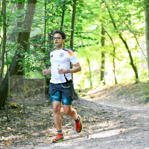 28.09.2025 - 33. Volkslauf durch das schöne Alstertal Dr. Thomas Lammeyer http://msf.ph/oto/8960487 28.09.2025 11:02:53 Laufen  meine-sportfotos.de