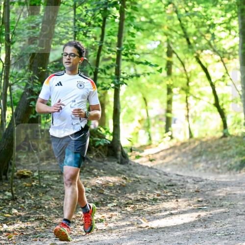 28.09.2025 - 33. Volkslauf durch das schöne Alstertal Dr. Thomas Lammeyer http://msf.ph/oto/8960490 28.09.2025 11:02:53 Laufen  meine-sportfotos.de