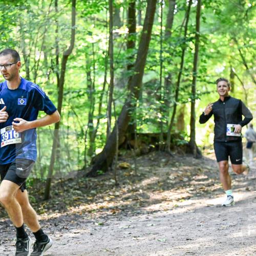 28.09.2025 - 33. Volkslauf durch das schöne Alstertal Dr. Thomas Lammeyer http://msf.ph/oto/8960773 28.09.2025 11:04:46 Laufen 3916 meine-sportfotos.de