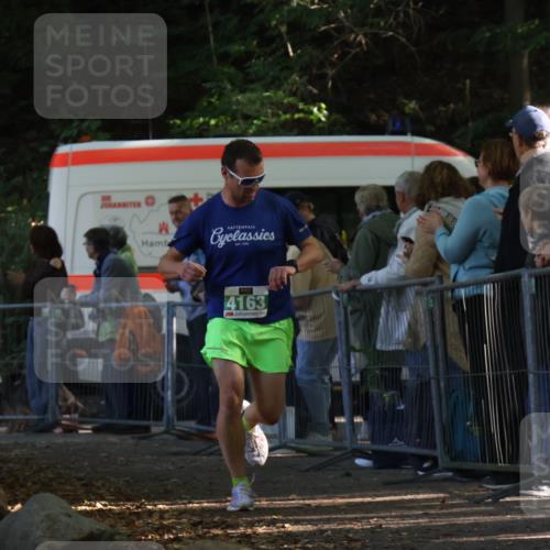 28.09.2025 - 33. Volkslauf durch das schöne Alstertal Strokosch-Dieckow http://msf.ph/oto/8960900 28.09.2025 10:51:20 Ziel 4163 meine-sportfotos.de
