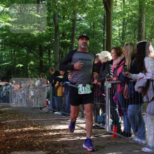 28.09.2025 - 33. Volkslauf durch das schöne Alstertal Strokosch-Dieckow http://msf.ph/oto/8960988 28.09.2025 10:52:01 Ziel 4162 meine-sportfotos.de