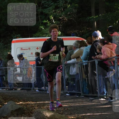 28.09.2025 - 33. Volkslauf durch das schöne Alstertal Strokosch-Dieckow http://msf.ph/oto/8961133 28.09.2025 10:52:27 Ziel 4075 meine-sportfotos.de