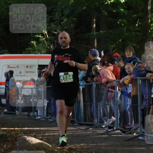 28.09.2025 - 33. Volkslauf durch das schöne Alstertal Strokosch-Dieckow http://msf.ph/oto/8961280 28.09.2025 10:53:28 Ziel 4154 meine-sportfotos.de