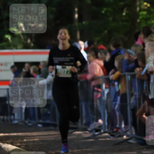 28.09.2025 - 33. Volkslauf durch das schöne Alstertal Strokosch-Dieckow http://msf.ph/oto/8961299 28.09.2025 10:53:37 Ziel 4077, 4923 meine-sportfotos.de