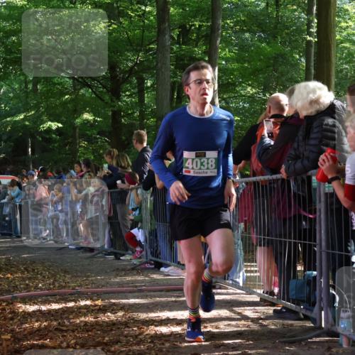 28.09.2025 - 33. Volkslauf durch das schöne Alstertal Strokosch-Dieckow http://msf.ph/oto/8961439 28.09.2025 10:54:52 Ziel 4034, 4035, 4038, 4155, 4157 meine-sportfotos.de