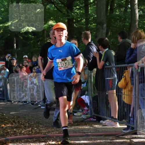 28.09.2025 - 33. Volkslauf durch das schöne Alstertal Strokosch-Dieckow http://msf.ph/oto/8961458 28.09.2025 10:54:56 Ziel 4035, 4047, 4155, 4157, 4188 meine-sportfotos.de