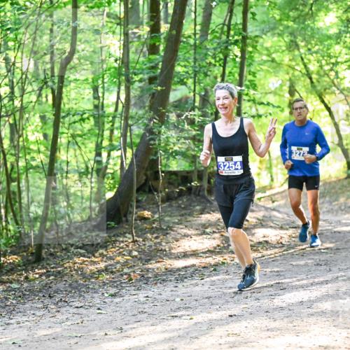 28.09.2025 - 33. Volkslauf durch das schöne Alstertal Dr. Thomas Lammeyer http://msf.ph/oto/8961863 28.09.2025 11:08:46 Laufen 3254, 3273, 3280 meine-sportfotos.de