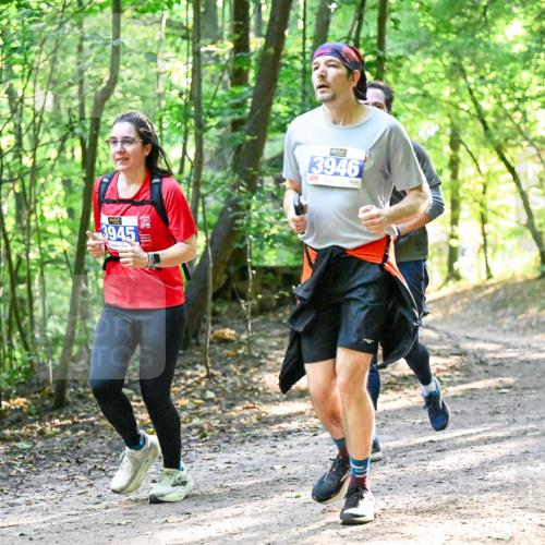 28.09.2025 - 33. Volkslauf durch das schöne Alstertal Dr. Thomas Lammeyer http://msf.ph/oto/8961992 28.09.2025 11:09:19 Laufen 3945, 3946 meine-sportfotos.de
