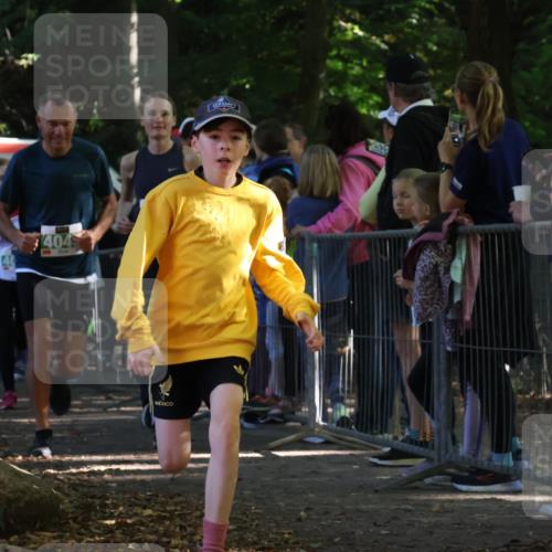 28.09.2025 - 33. Volkslauf durch das schöne Alstertal Strokosch-Dieckow http://msf.ph/oto/8962022 28.09.2025 10:57:07 Ziel 4012, 4032, 4044, 4045, 4060, 4130, 4160 meine-sportfotos.de