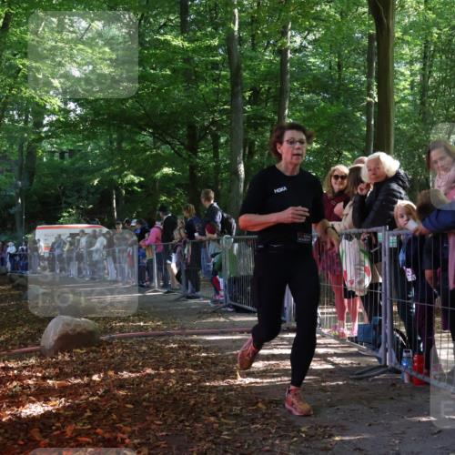 28.09.2025 - 33. Volkslauf durch das schöne Alstertal Strokosch-Dieckow http://msf.ph/oto/8962510 28.09.2025 10:57:59 Ziel 4076 meine-sportfotos.de