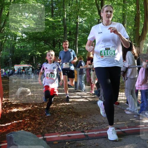 28.09.2025 - 33. Volkslauf durch das schöne Alstertal Strokosch-Dieckow http://msf.ph/oto/8962625 28.09.2025 10:58:18 Ziel 4090, 4091, 4105, 4122, 4176 meine-sportfotos.de