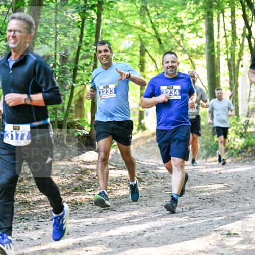 28.09.2025 - 33. Volkslauf durch das schöne Alstertal Dr. Thomas Lammeyer http://msf.ph/oto/8962668 28.09.2025 11:12:14 Laufen 3177, 3233, 3234, 3949 meine-sportfotos.de