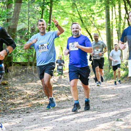 28.09.2025 - 33. Volkslauf durch das schöne Alstertal Dr. Thomas Lammeyer http://msf.ph/oto/8962671 28.09.2025 11:12:15 Laufen 3177, 3233, 323, 3949 meine-sportfotos.de