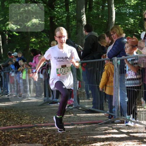 28.09.2025 - 33. Volkslauf durch das schöne Alstertal Strokosch-Dieckow http://msf.ph/oto/8962760 28.09.2025 10:58:44 Ziel 4095 meine-sportfotos.de
