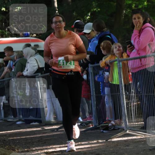 28.09.2025 - 33. Volkslauf durch das schöne Alstertal Strokosch-Dieckow http://msf.ph/oto/8962822 28.09.2025 10:59:01 Ziel 4121 meine-sportfotos.de