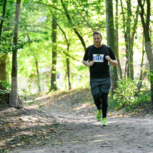 28.09.2025 - 33. Volkslauf durch das schöne Alstertal Dr. Thomas Lammeyer http://msf.ph/oto/8963107 28.09.2025 11:14:01 Laufen 3112 meine-sportfotos.de