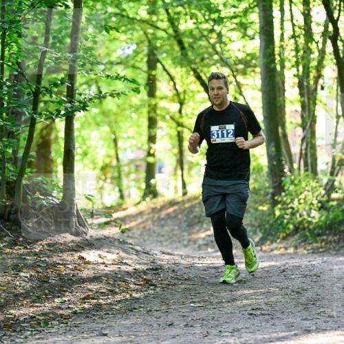 28.09.2025 - 33. Volkslauf durch das schöne Alstertal Dr. Thomas Lammeyer http://msf.ph/oto/8963110 28.09.2025 11:14:02 Laufen 3112 meine-sportfotos.de